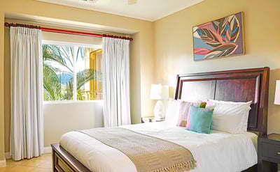 Luxury Villa Photo #16