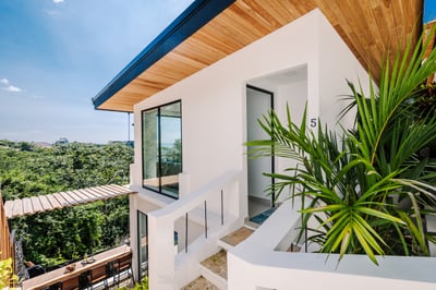 Detached Mini Villa 1 | Living Room, Kitchen, Suite & Private Bathroom