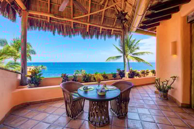 Luxury Villa Photo #9