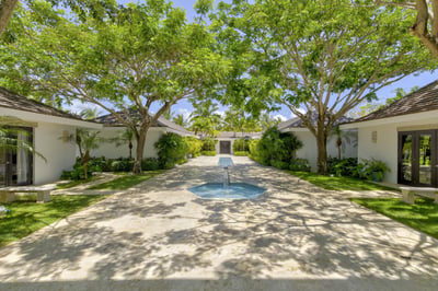 Villa Londali – Brand New Estate 10 Bedrooms