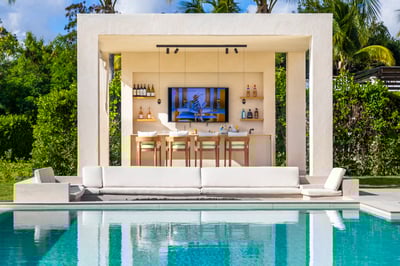 Luxury Villa Photo #12