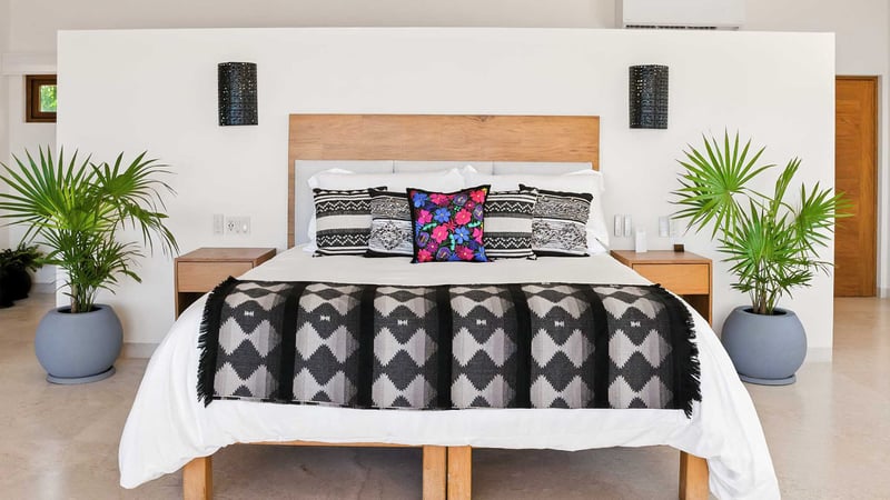 Surfside Serenity Villa