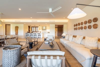 Luxury Villa Photo #15
