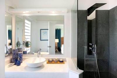 Luxury Villa Photo #24