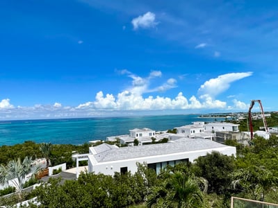 Luxury Villa Photo #25