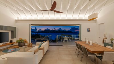 Luxury Villa Photo #29
