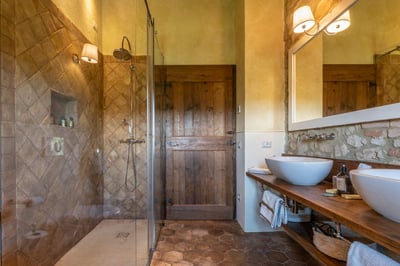 Luxury Villa Photo #25