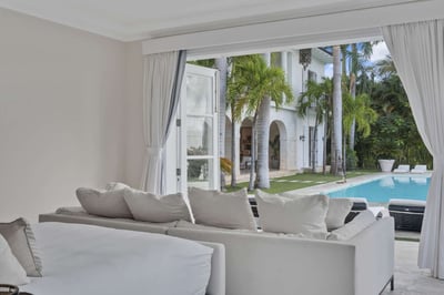 Luxury Villa Photo #39