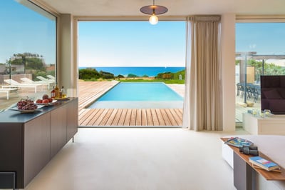 Luxury Villa Photo #16