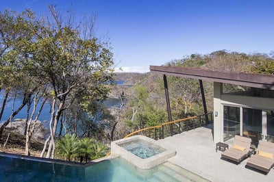 Luxury Villa Photo #4