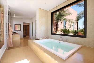 Luxury Villa Photo #20
