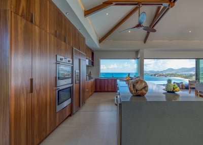 Luxury Villa Photo #17