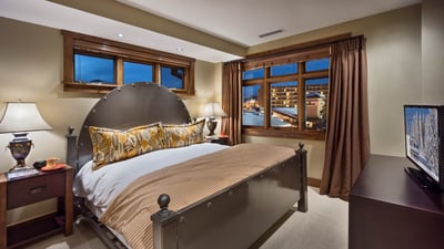 King suite