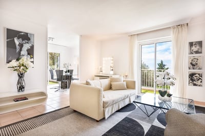 Luxury Villa Photo #14