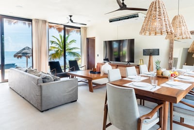 Luxury Villa Photo #16