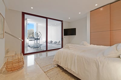 Luxury Villa Photo #27