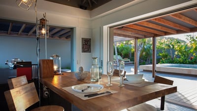 Luxury Villa Photo #50