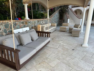 Luxury Villa Photo #16
