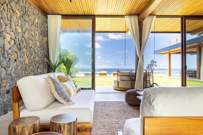 Luxury Villa Photo #11