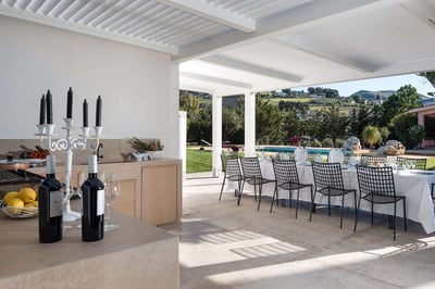 Luxury Villa Photo #10