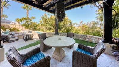 Luxury Villa Photo #16