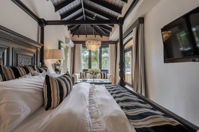 Luxury Villa Photo #75