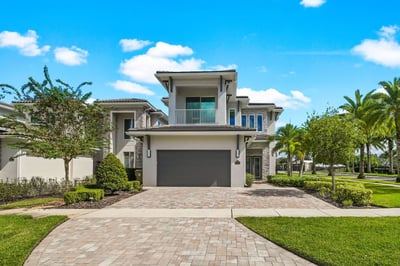 Luxury Villa Photo #13