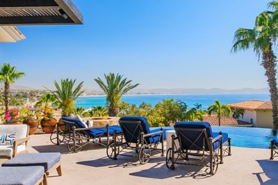 Luxury Villa Photo #14