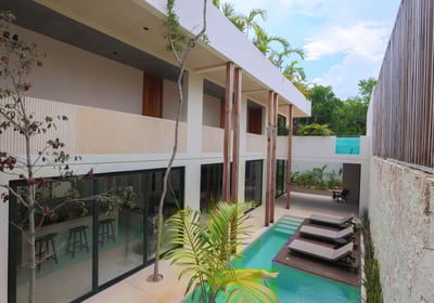 Luxury Villa Photo #5