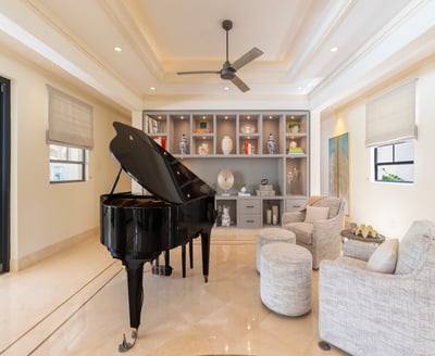 Luxury Villa Photo #17
