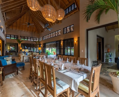 Luxury Villa Photo #33