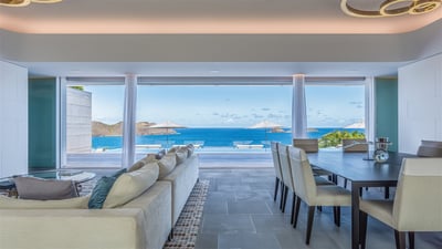 Luxury Villa Photo #22