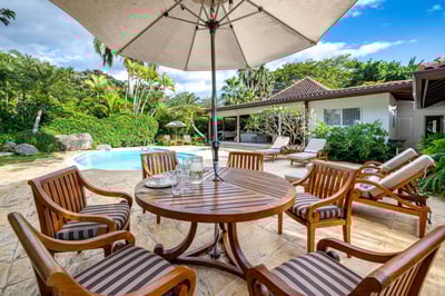 Luxury Villa Photo #6