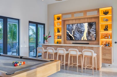 Luxury Villa Photo #25