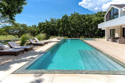 Luxury Villa Photo #6