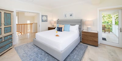 Luxury Villa Photo #32