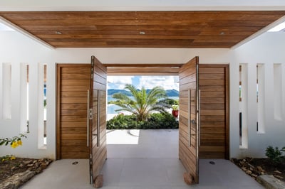 Luxury Villa Photo #12
