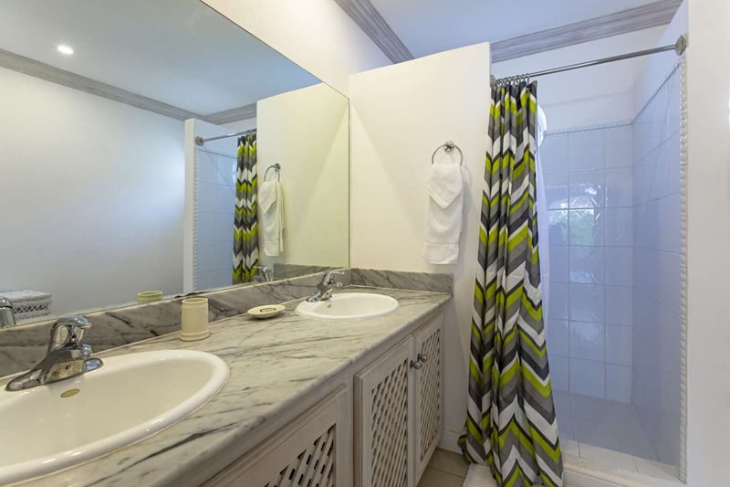 Forest Hills 33 | Paradise Villa