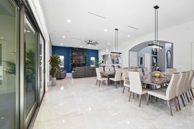Luxury Villa Photo #27