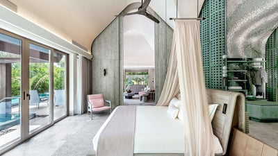 Luxury Villa Photo #9