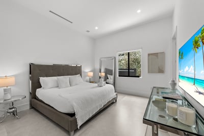 Luxury Villa Photo #35