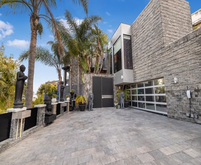 Luxury Villa Photo #10