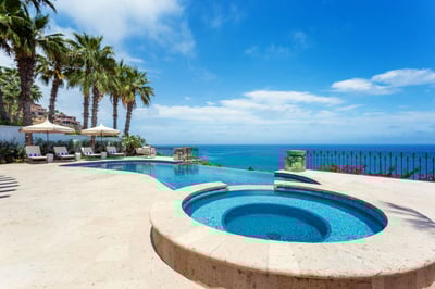 Luxury Villa Photo #2