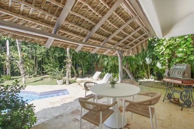Luxury Villa Photo #8