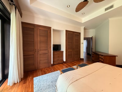 Luxury Villa Photo #78