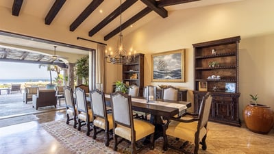 Luxury Villa Photo #13