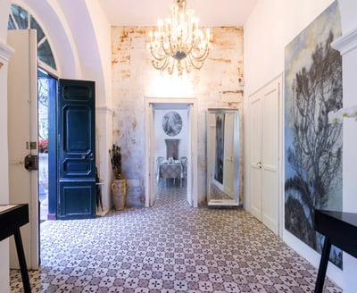 Luxury Villa Photo #13