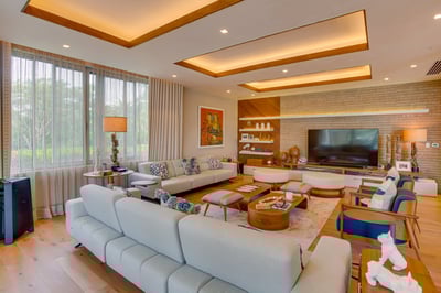 Luxury Villa Photo #22