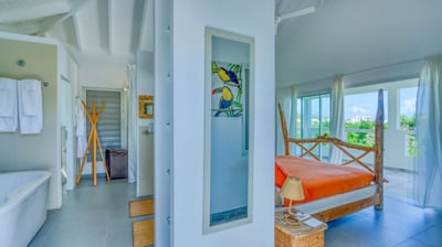 Luxury Villa Photo #29
