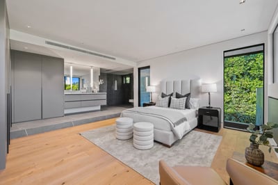 Luxury Villa Photo #41